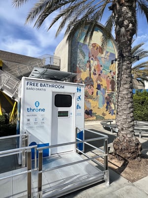 Picture of Throne Smart Toilets